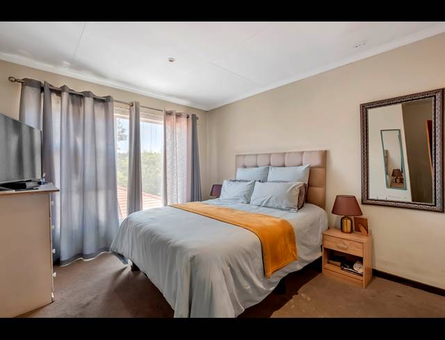 2 BEDROOM APARTMENT FOR SALE IN FERNDALE